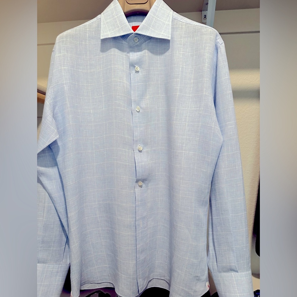 Isaia men’s dress shirt. 100% linen. Measurements in description for size